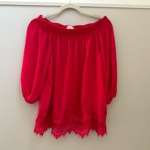 Devlin boatneck/off shoulder tunic blouse size small in fuscia